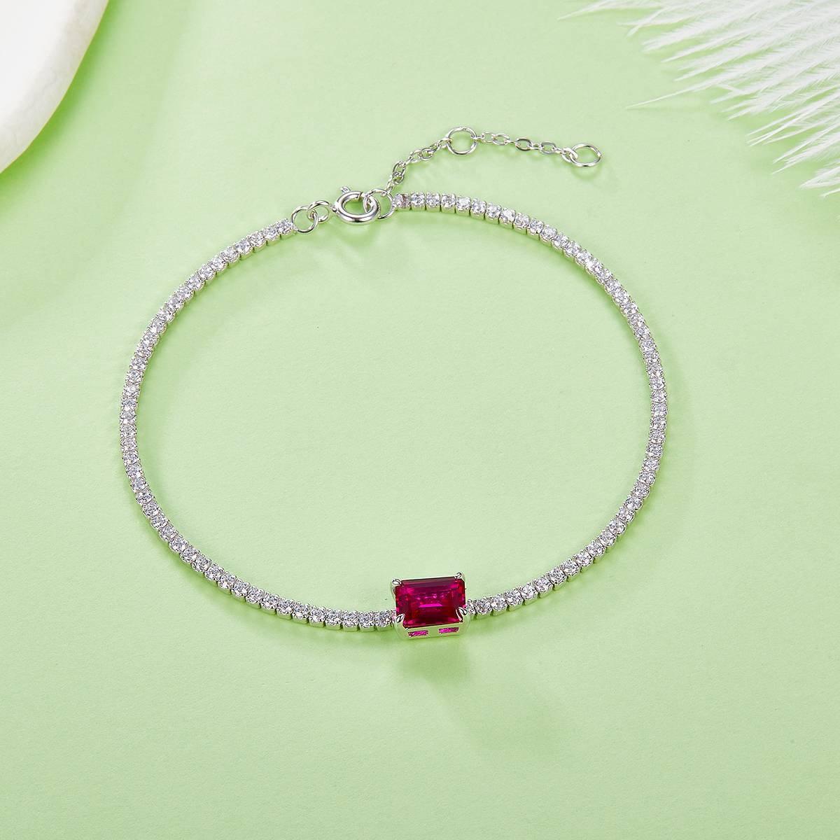 316款S925银镀18K白金Bracelet培育彩宝0.77ct