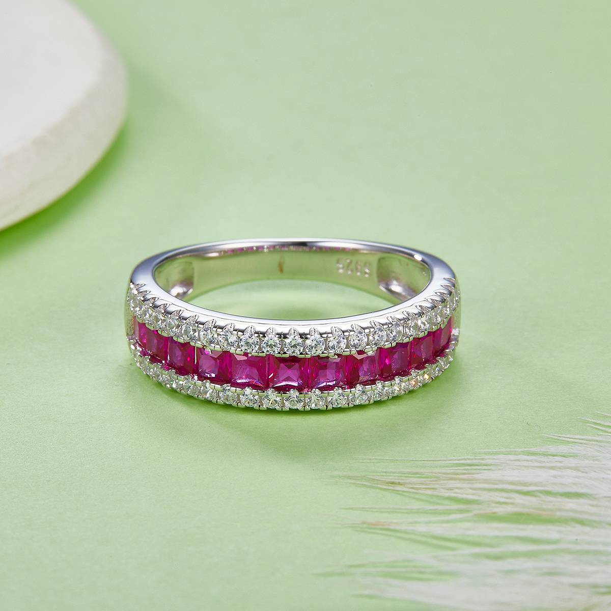 R1074款S925银镀18K白金培育彩宝Ring