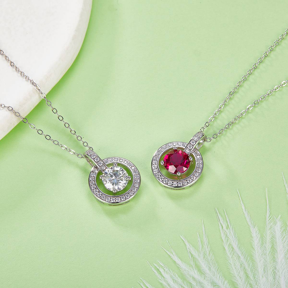 P1750款925银镀18K白金圆形Moissanite / 培育红宝Necklace1.0ct