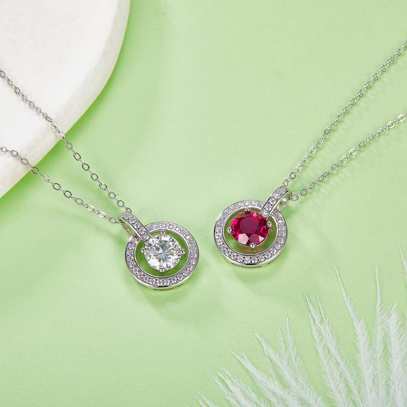 P1750款925银镀18K白金圆形Moissanite / 培育红宝Necklace1.0ct