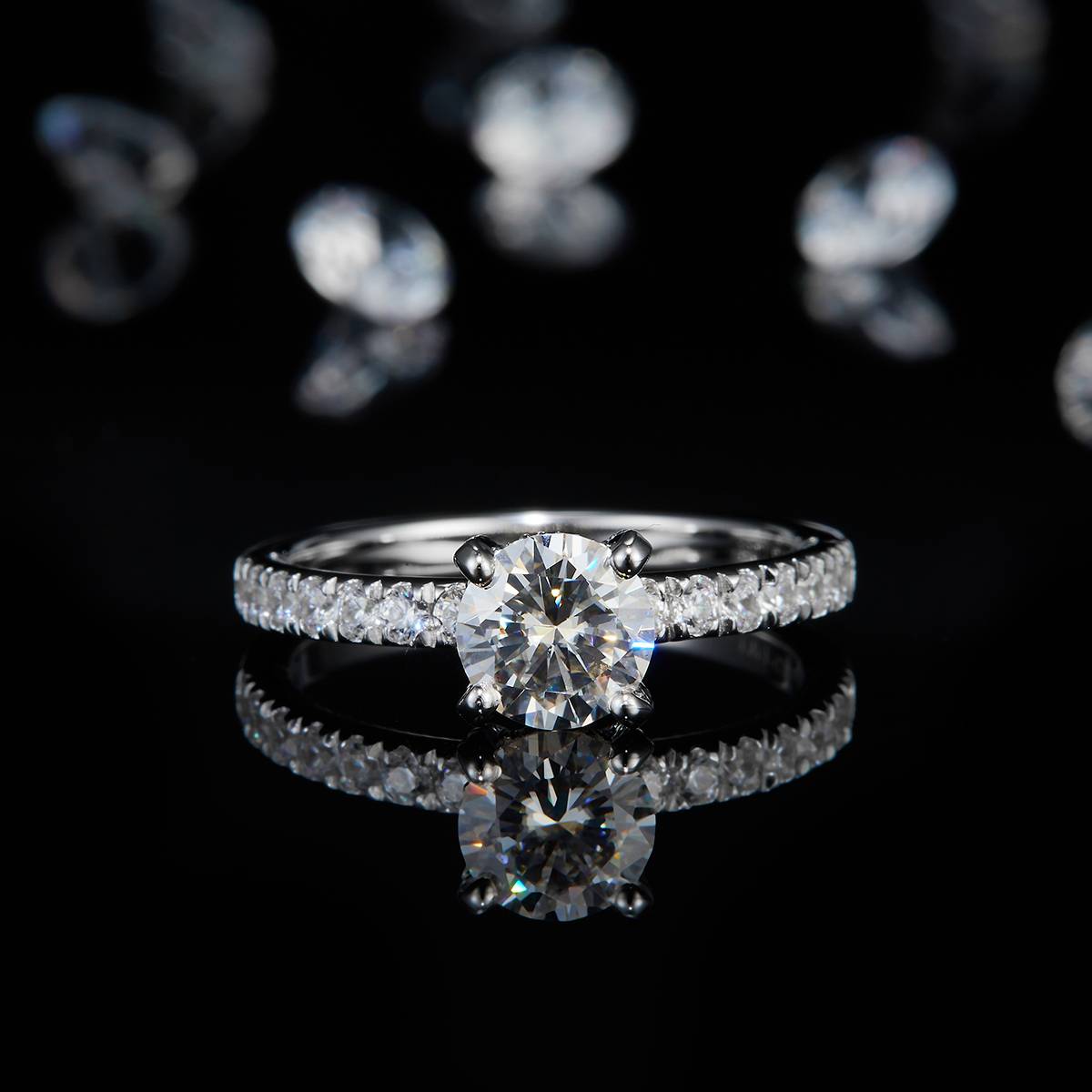 Straight arm micro inlaid four claw women's ring S925 silver plated white gold customized selection main stone Moissanite diamond 1.0ct/secondary stone high carbon diamond