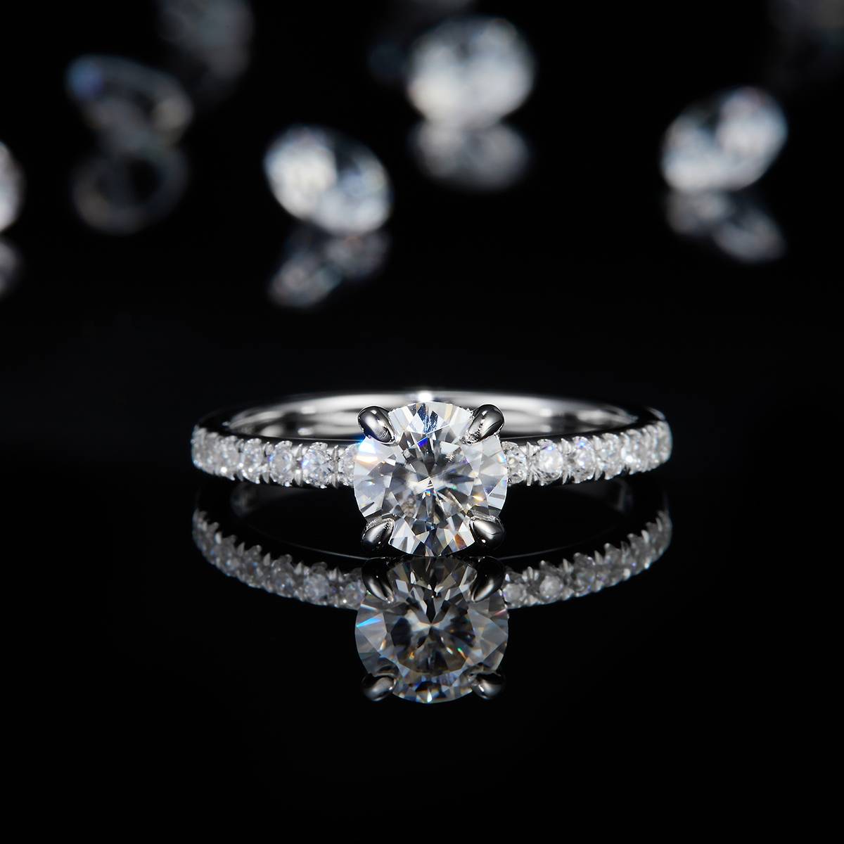 Straight arm micro inlaid four claw women's ring S925 silver plated white gold customized selection main stone Moissanite diamond 1.0ct/secondary stone high carbon diamond
