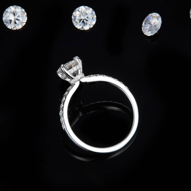 直臂微镶四爪女戒S925银镀白金定制选款主石莫桑钻1.0ct/副石高碳钻