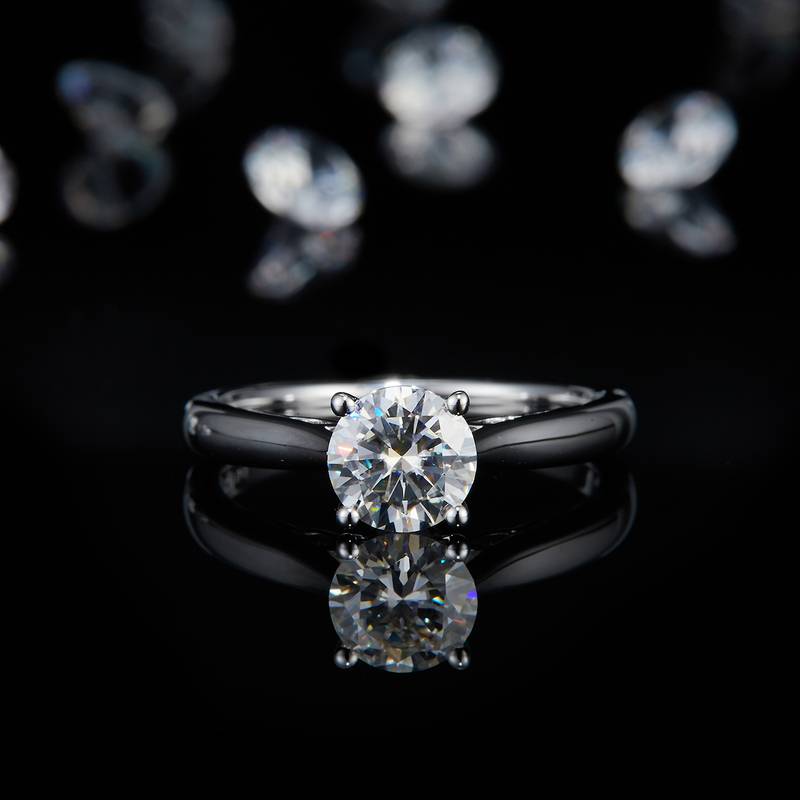 光臂四爪女戒S925银镀白金定制选款主石莫桑钻1.0ct