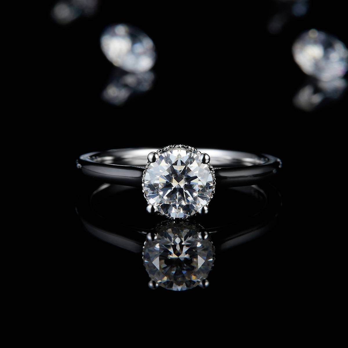 Barearm Four Claw Women's Ring S925 Silver Plated Platinum Customized Selection Main Stone Moissanite 1.0ct/Side Stone Cubic Zirconia