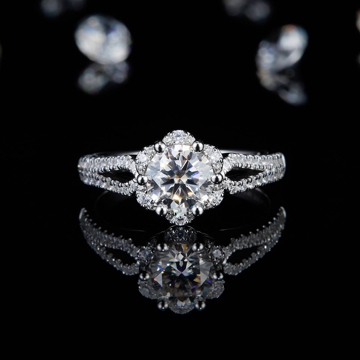 Light Luxury Full Diamond Women's Ring S925 Silver Plated Platinum Customized Selection Main Stone Moissanite 1.0ct/Side Stone Cubic Zirconia
