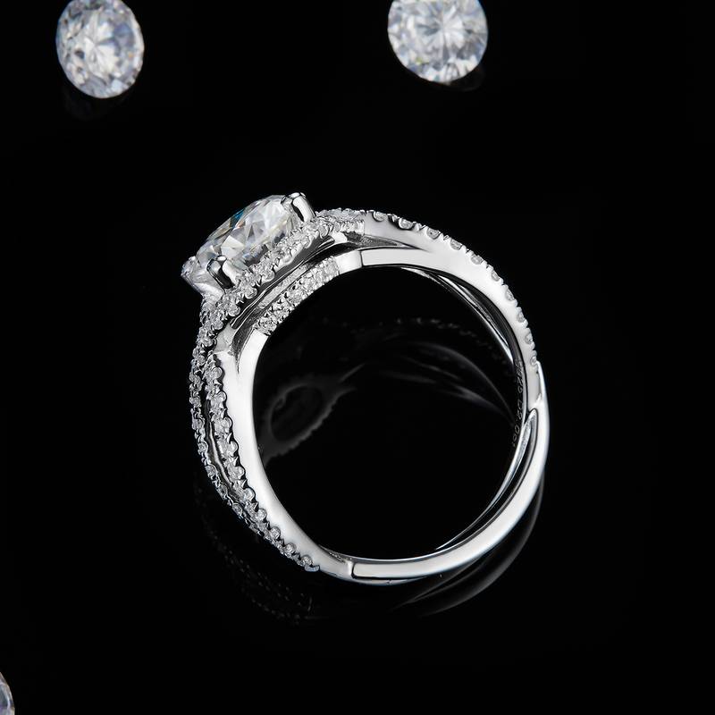 扭臂圆包女戒S925银镀白金定制选款主石莫桑钻2.0ct/副石高碳钻