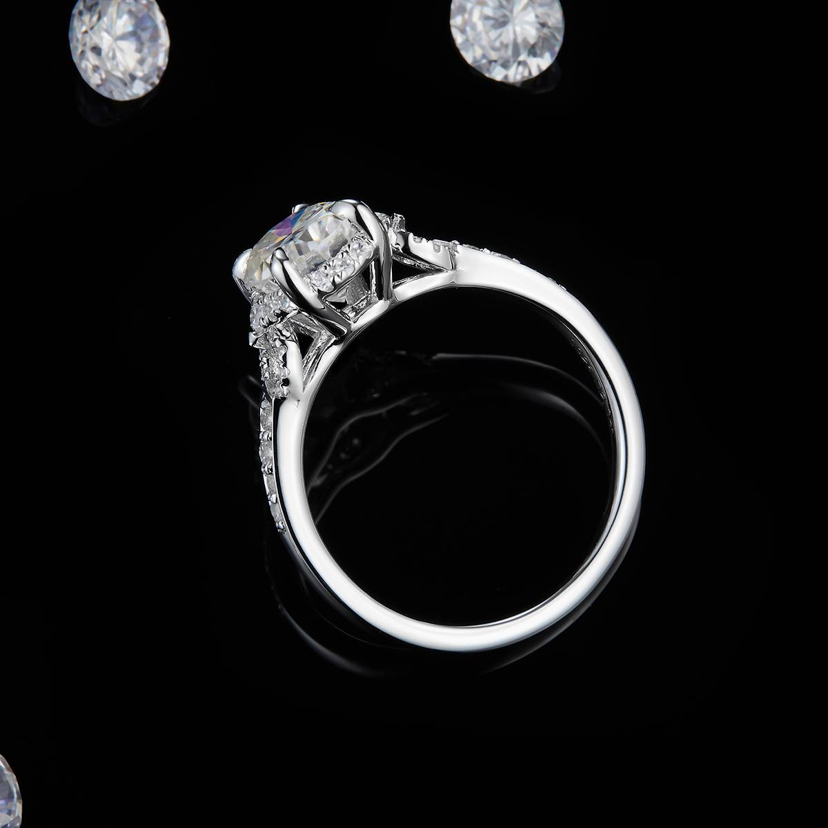 蛋形女戒S925银镀白金定制选款主石莫桑钻2.0ct/副石高碳钻