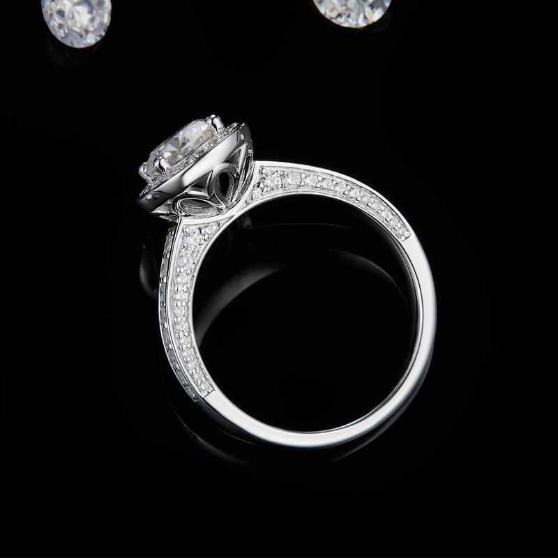 Affordable Luxury圆包Women's RingS925银镀白金定制选款主石Moissanite1.0ct/副石高碳钻