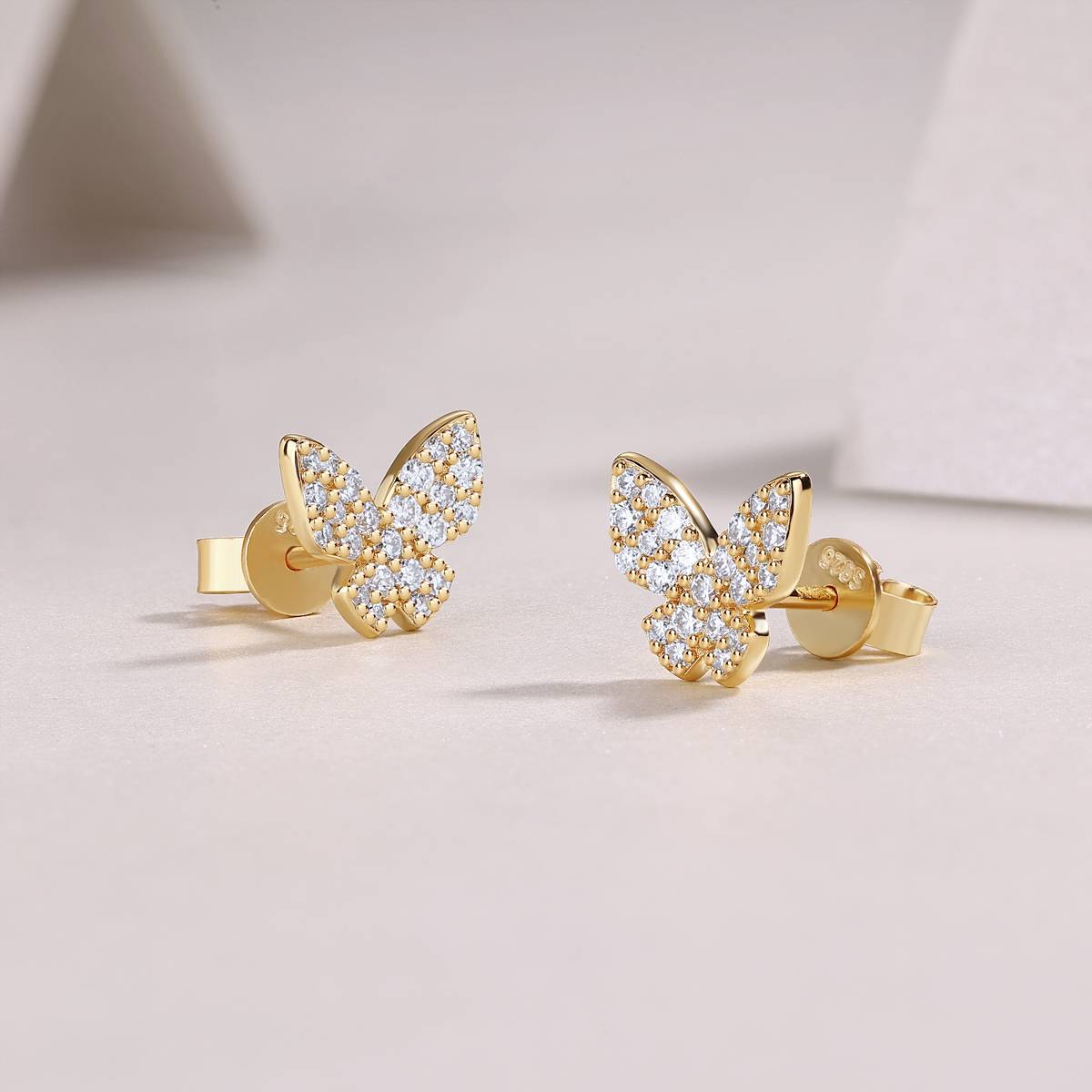 E15287款S925银镀18K黄金Moissanite蝴蝶Stud Earring0.52