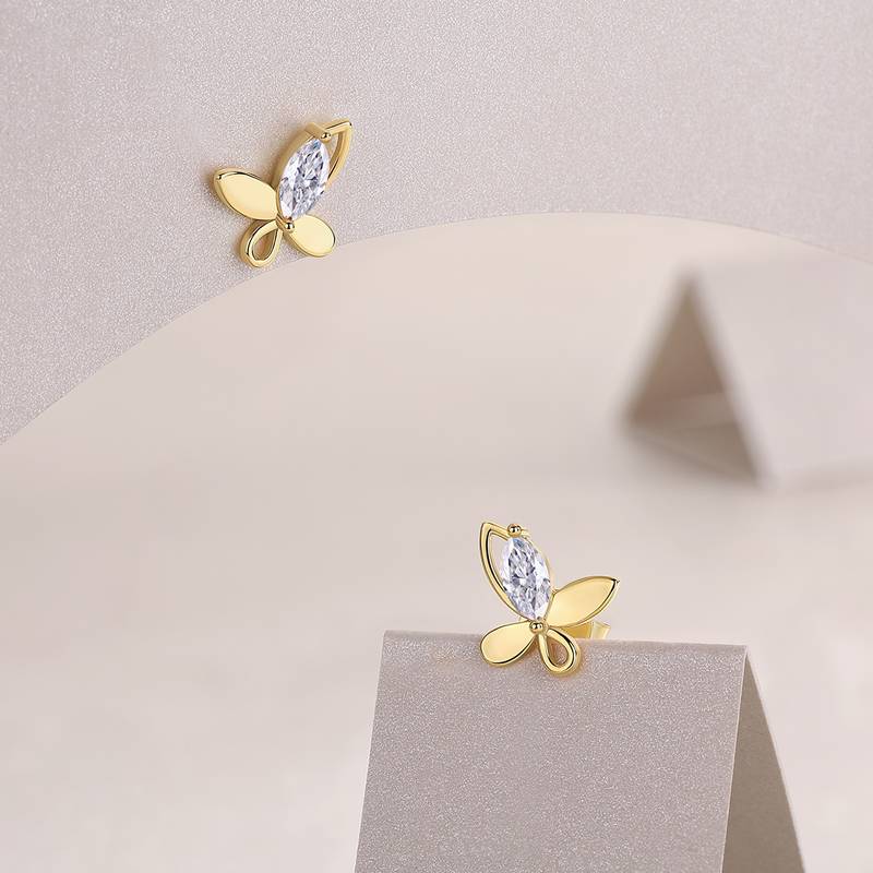 E15247款S925银镀18K黄金蝴蝶Stud Earring马眼形Moissanite0.6ct