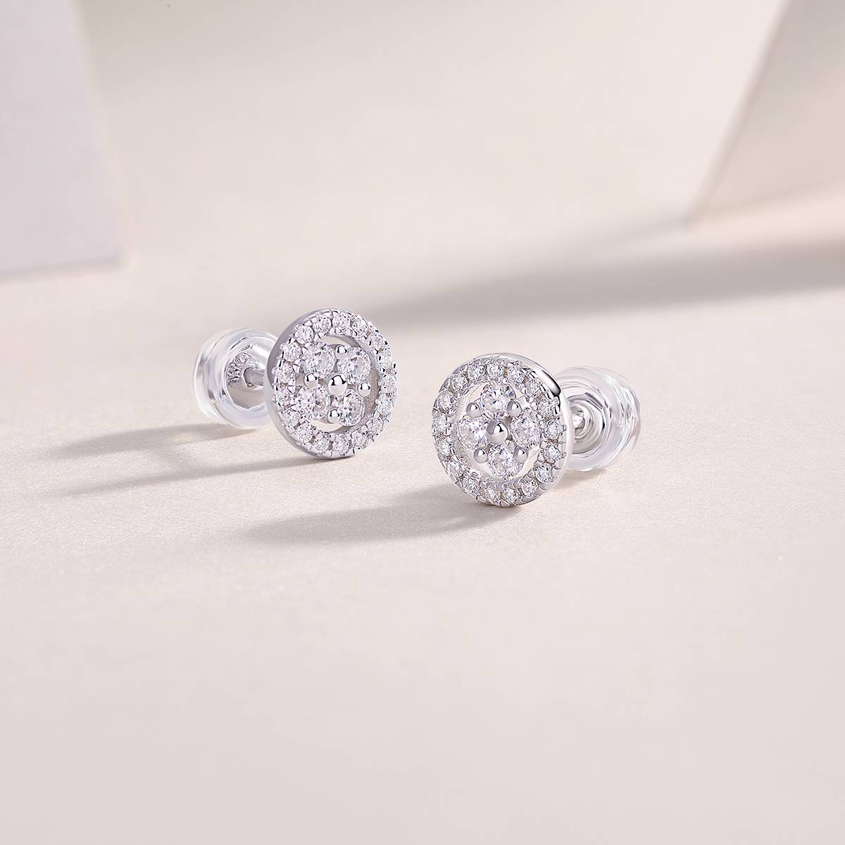 E13480款S925银镀18K白金MoissaniteStud Earring0.42ct