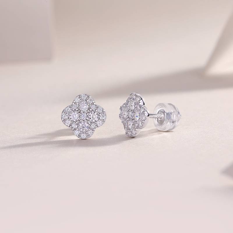 E13478款S925银镀18K白金Moissanite幸运四叶草Stud Earring0.46ct