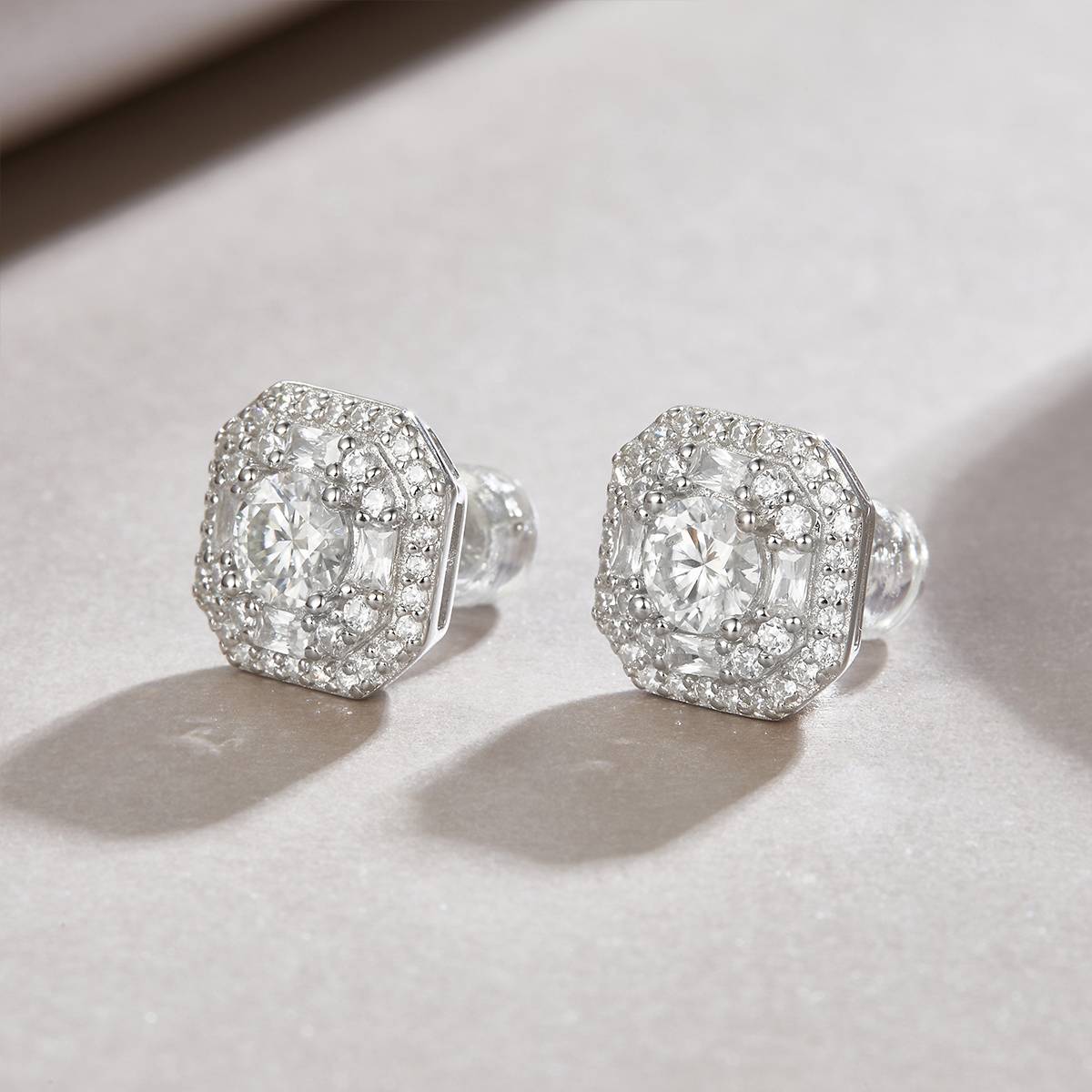 E13514款S925银镀18K白金MoissaniteStud Earring1.0ct