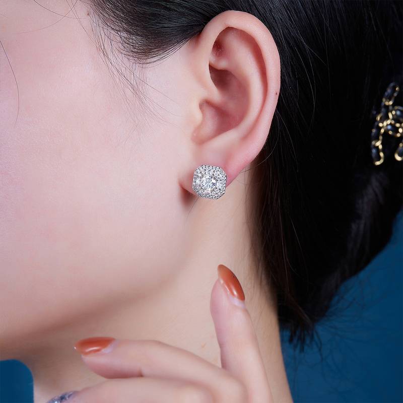 E13514款S925银镀18K白金MoissaniteStud Earring1.0ct