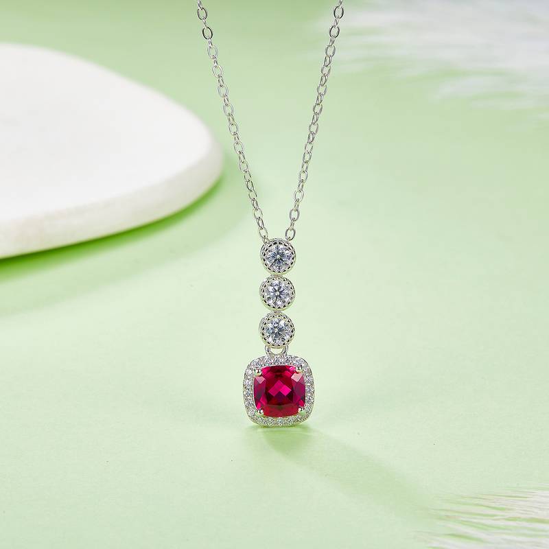 N1917986款S925银镀18K白金培育彩宝Necklace0.93ct