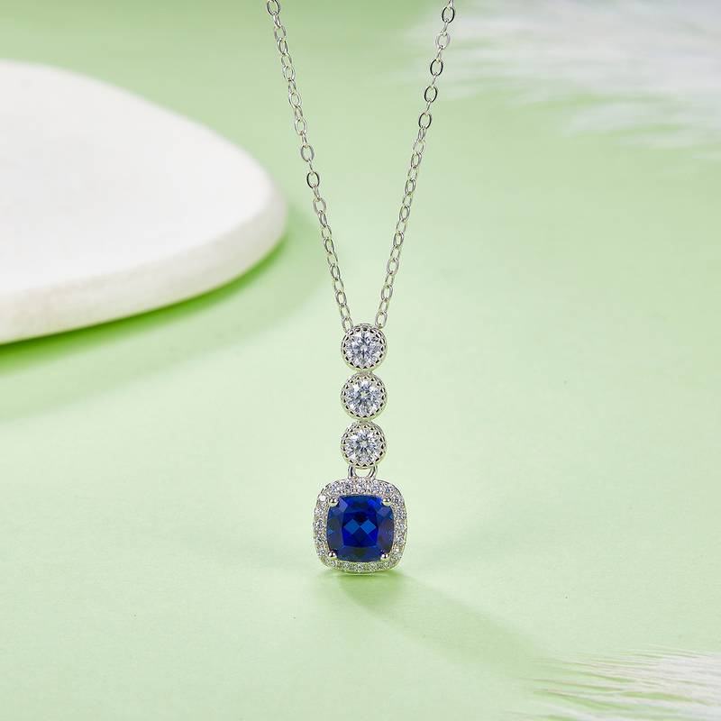 N1917986款S925银镀18K白金培育彩宝Necklace0.93ct