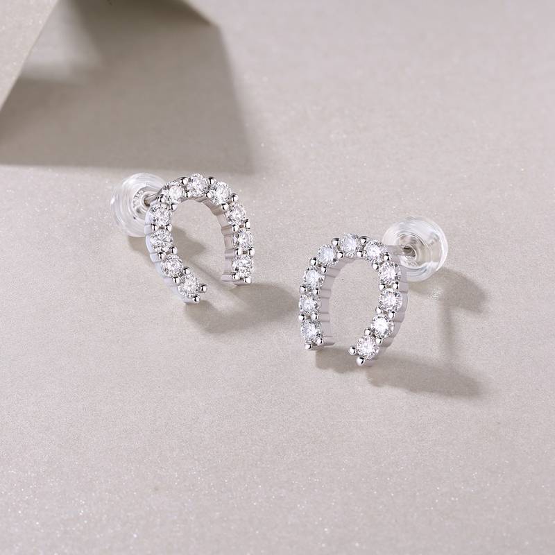 E13153款S925银镀18K白金马蹄Stud EarringMoissanite0.6ct