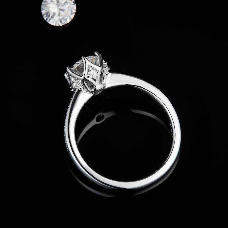 微镶六爪Women's RingS925银镀白金定制选款主石Moissanite1.0ct/副石高碳钻
