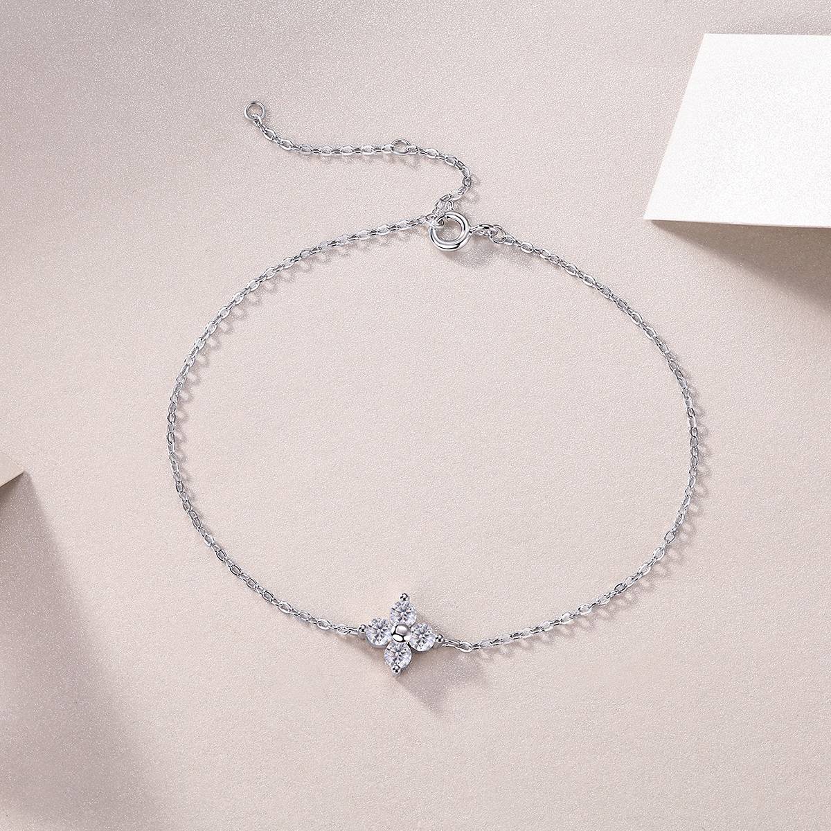 N13860款S925银镀18K白金四叶草MoissaniteBracelet0.4ct