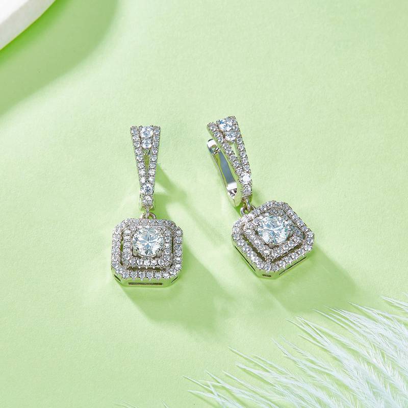 E221225013款S925银镀18K白金方围圆形Moissanite耳环0.5ct/粒