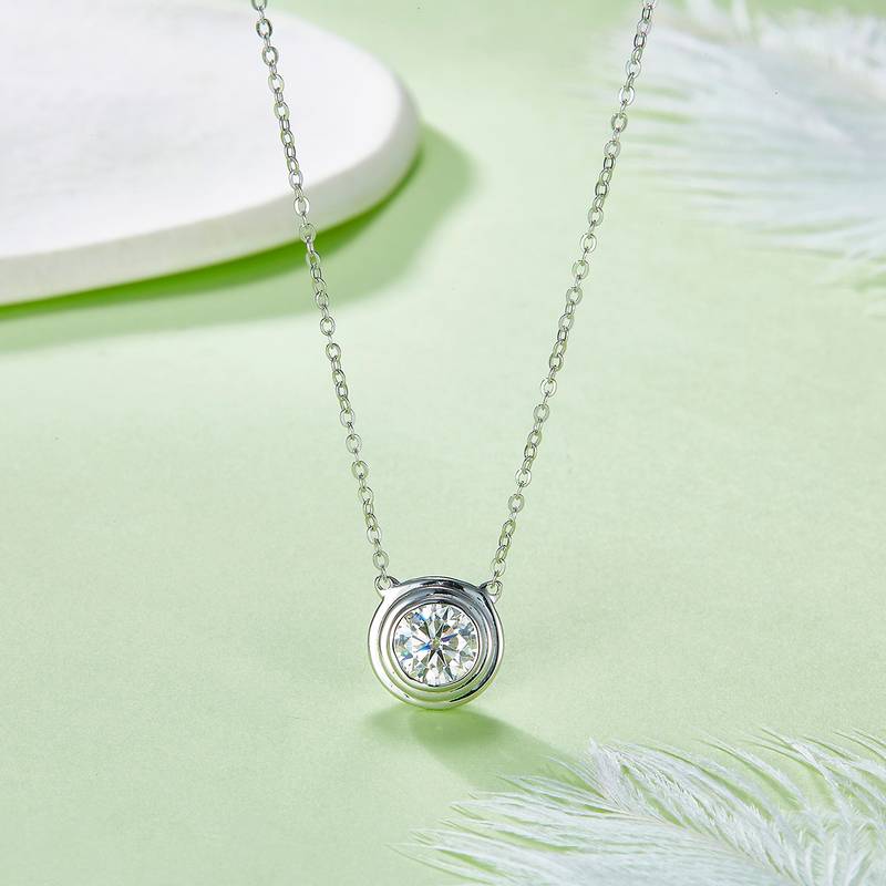 P58007款S925银镀18K白金飞碟MoissaniteNecklace1.0ct