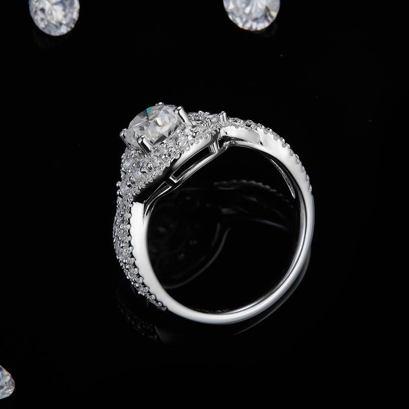 Affordable Luxury满钻扭臂圆包蛋形Women's RingS925银镀白金定制选款主石Moissanite1.5ct/副石高碳钻