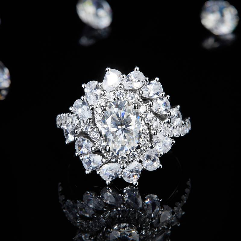 扭臂满钻蛋形Women's RingS925银镀白金定制选款主石Moissanite1.5ct/副石高碳钻