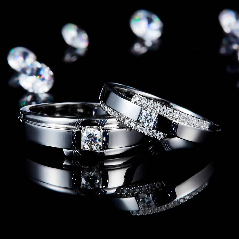 情侣对戒S925银镀白金定制选款副石莫桑钻0.39ct