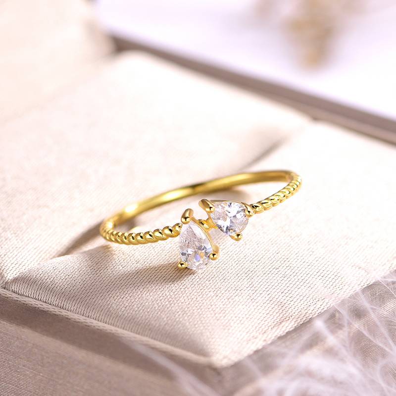 MR0098款S925银镀18K黄金水滴形Moissanite扭绳双石款Women's Ring0.65ct