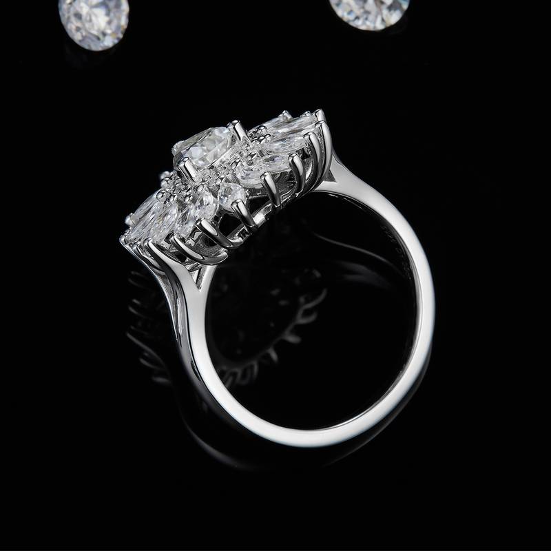 马眼钻围镶豪华女戒S925银镀白金定制选款主石莫桑钻0.8ct/副石高碳钻