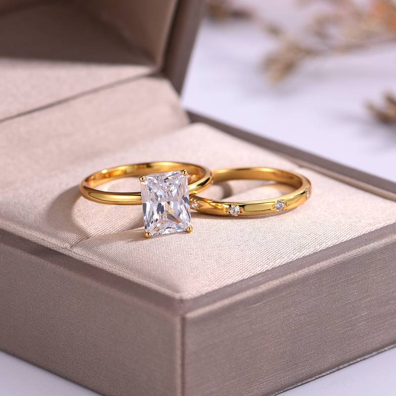MR0118款S925银镀18K黄金祖母绿切割莫桑钻简约套戒主石9*7mm/3.0CT