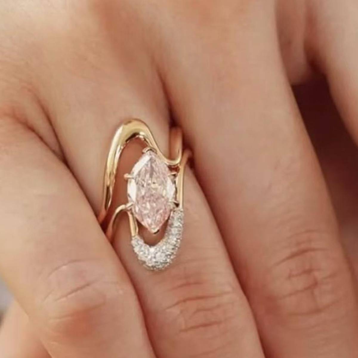 MR0137款S925银镀18K黄金马眼形莫桑钻女套戒主石12*6mm/2.0CT