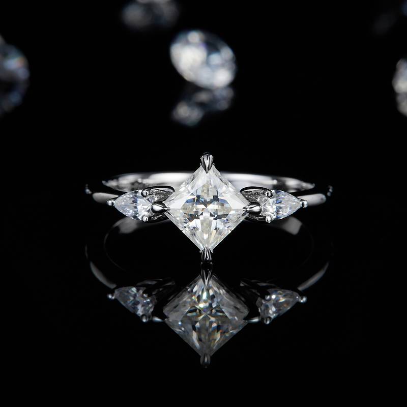 三石款公主方Women's RingS925银镀白金定制选款主石Moissanite1.0ct/副石高碳钻