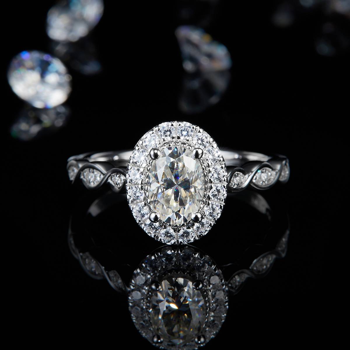 蛋形女戒S925银镀白金定制选款主石莫桑钻1.0ct/副石高碳钻