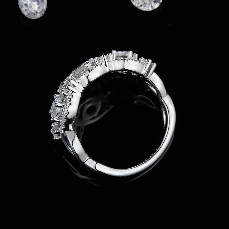 三石款圆包Women's RingS925银镀白金定制选款主石Moissanite1.5ct/副石高碳钻