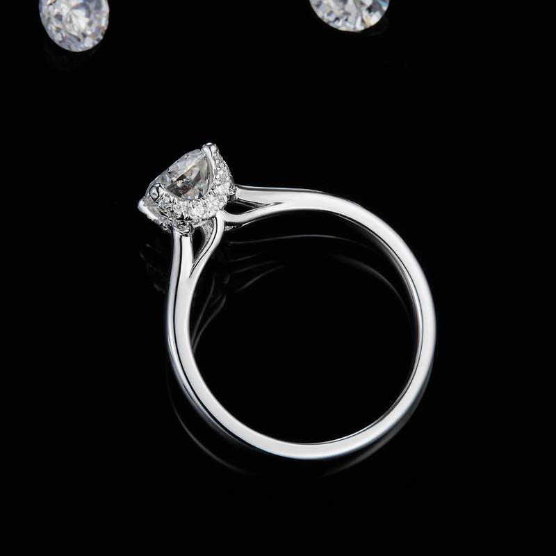 光臂四爪Women's RingS925银镀白金定制选款主石Moissanite1.0ct/副石高碳钻