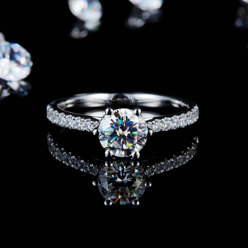 星光六爪优雅Women's RingS925银镀白金定制选款主石Moissanite1.0ct/副石高碳钻
