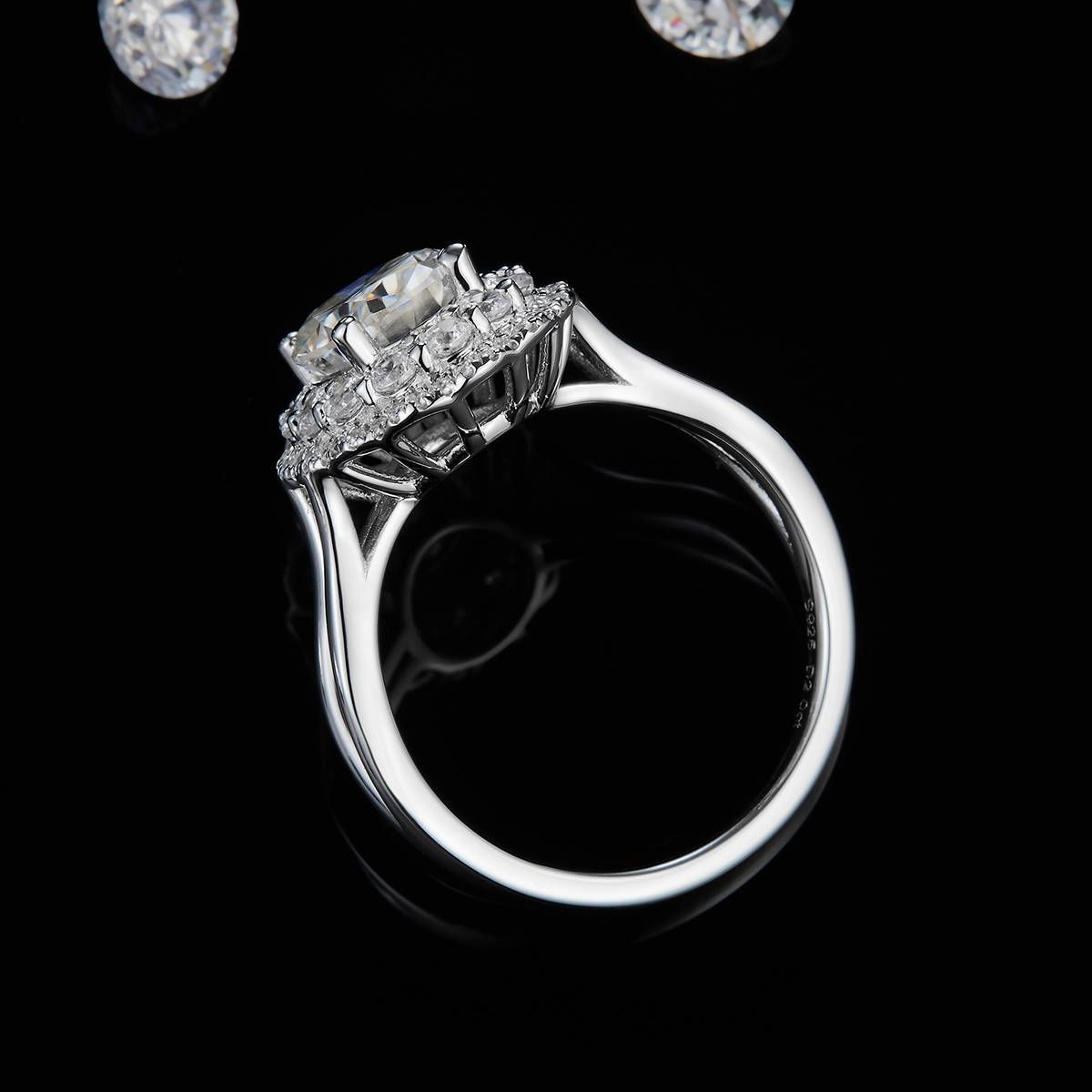 轻奢一生之约女戒S925银镀白金定制选款主石莫桑钻2.0ct/副石高碳钻