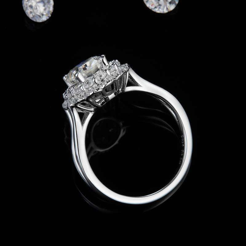 轻奢一生之约女戒S925银镀白金定制选款主石莫桑钻2.0ct/副石高碳钻