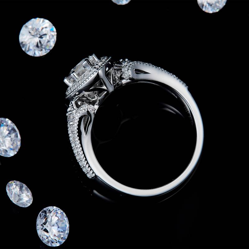 Affordable Luxury欧美风Women's RingS925银镀白金定制选款主石Moissanite1.0ct/副石高碳钻
