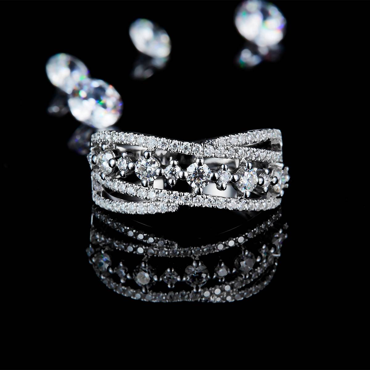 Full Diamond Hollow Women's Ring S925 Silver Plated Platinum Customized Selection Side Stone Moissanite 0.9ct
