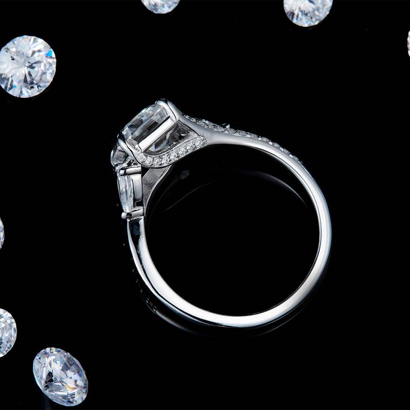 扭臂方钻Women's RingS925银镀白金定制选款主石Moissanite3.0ct/副石高碳钻