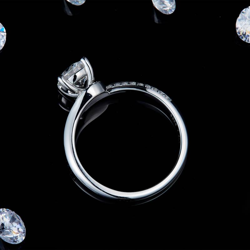 扭臂四爪Women's RingS925银镀白金定制选款主石Moissanite1.0ct/副石高碳钻
