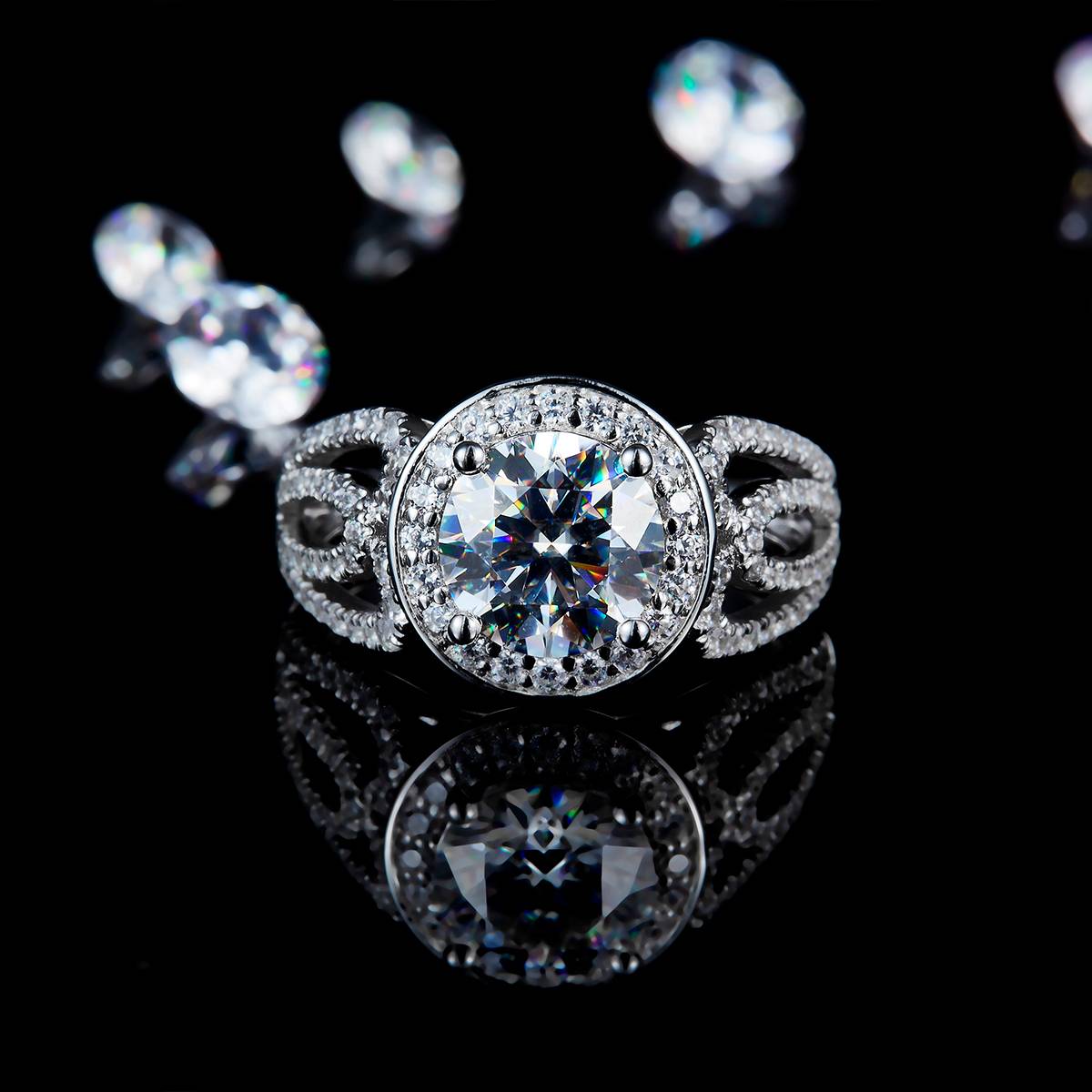 Sparkling Exaggerated Women's Ring S925 Silver Plated Platinum Customized Selection Main Stone Moissanite 2.0ct/Side Stone Cubic Zirconia