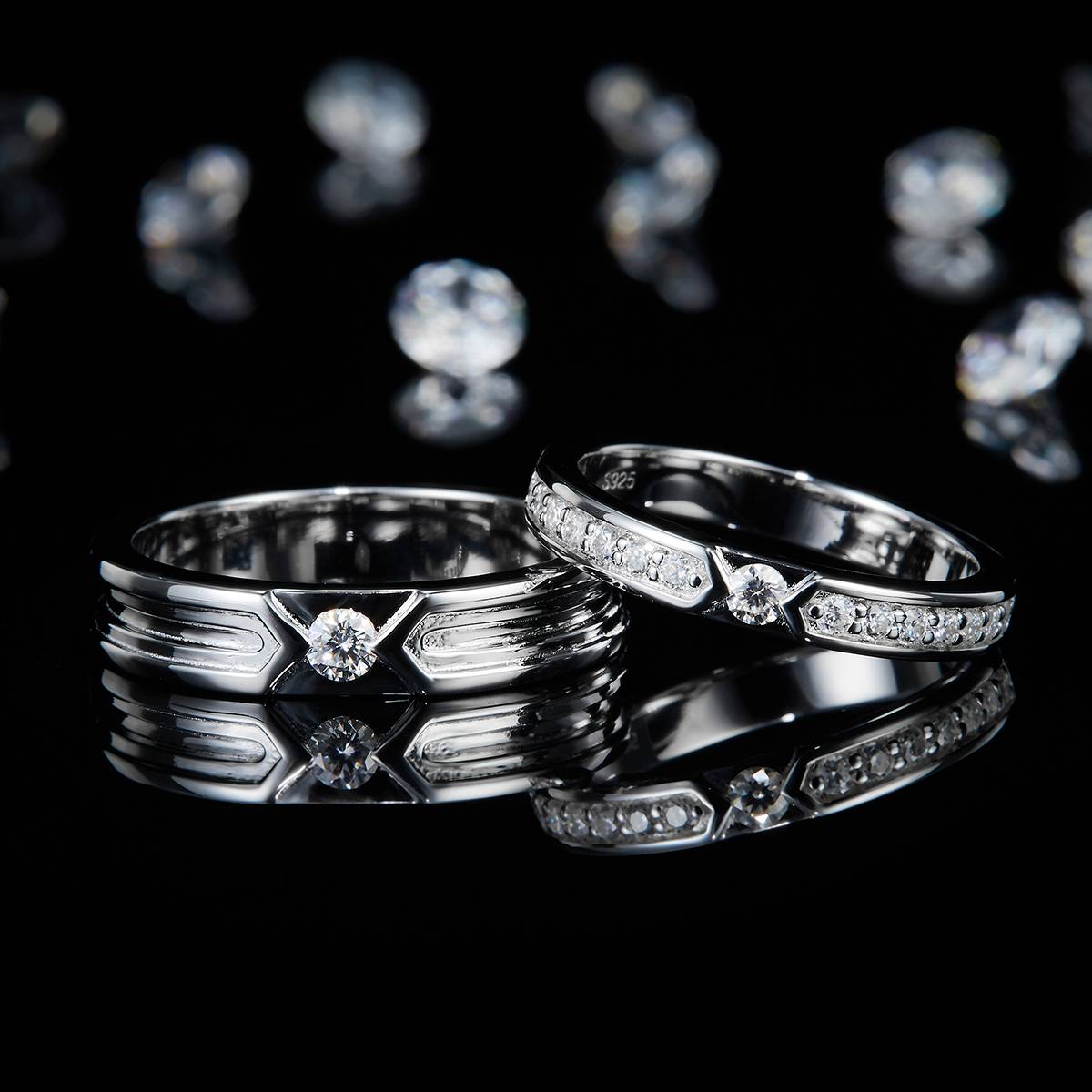 Couple Ring S925 Silver Plated Platinum Customized Selection Side Stone Moissanite 0.4ct