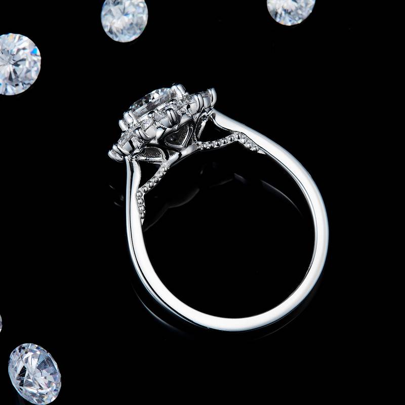 太阳花女戒S925银镀白金定制选款主石莫桑钻1.0ct/副石高碳钻