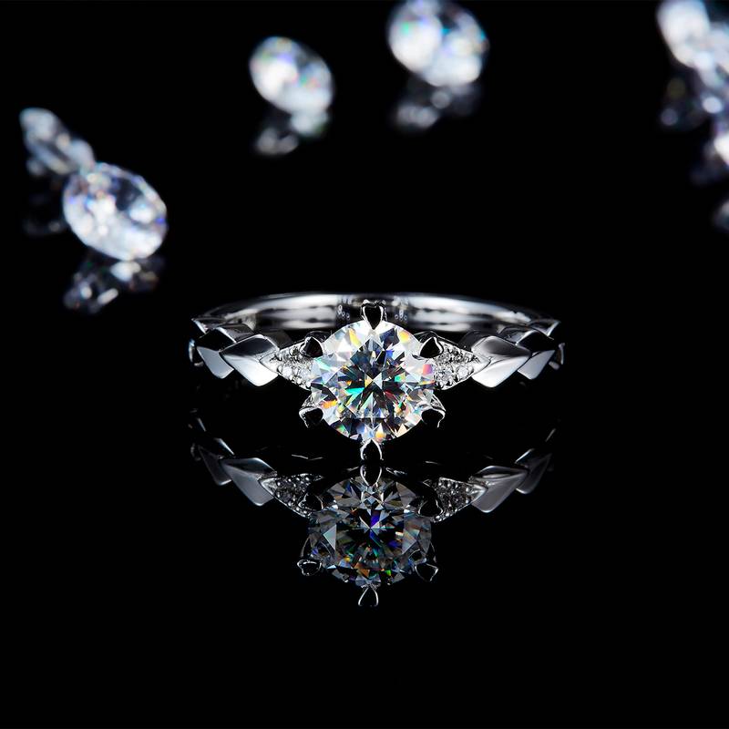 爱的誓言六爪Women's RingS925银镀白金定制选款主石Moissanite1.0ct/副石高碳钻