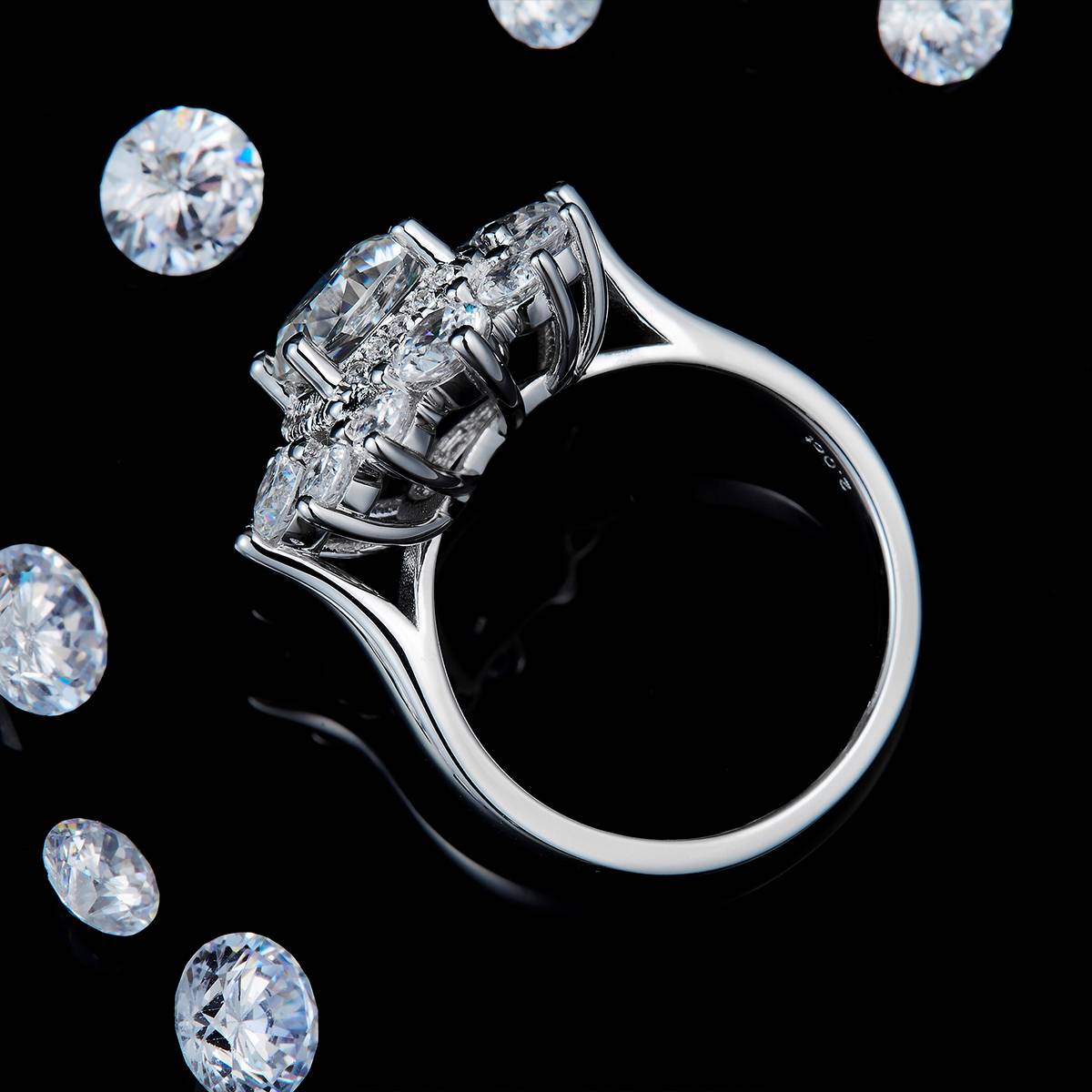 Luxury Proposal Flower shaped Women's Ring S925 Silver Plated Platinum Customized Selection Main Stone Moissanite 2.0ct/Side Stone Cubic Zirconia