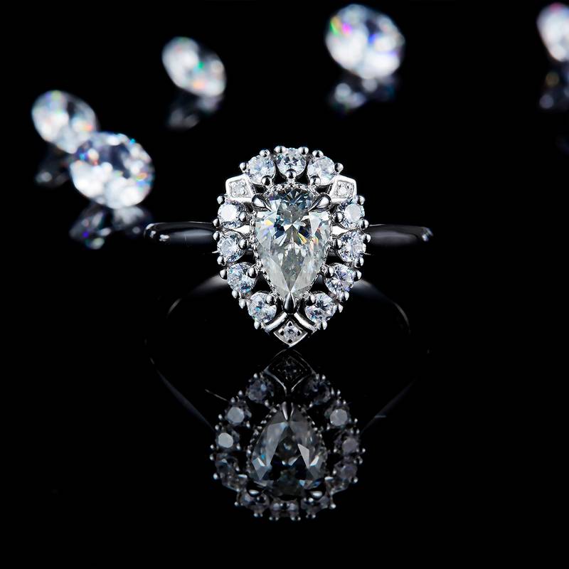 豪华水滴Women's RingS925银镀白金定制选款主石Moissanite1.0ct/副石高碳钻